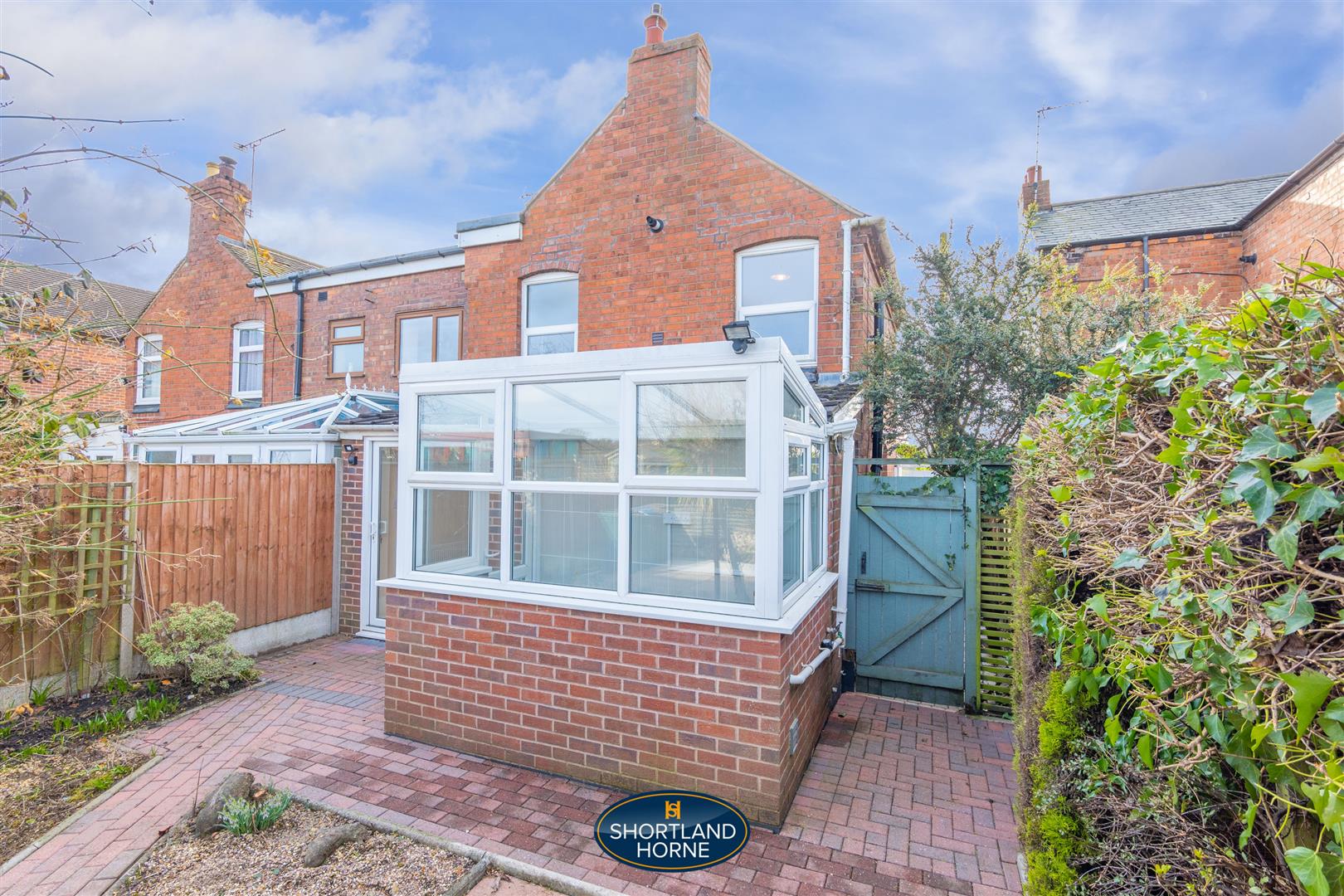 Lentons Lane, Aldermans Green, Coventry, CV2 1NY Howard Dale